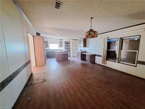 1114 Kidd Ln, Moore Haven, FL 33471 photo 13