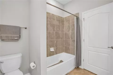 Bath - 17250 Ashcomb Way, Estero, FL 33928 photo 2 of 4