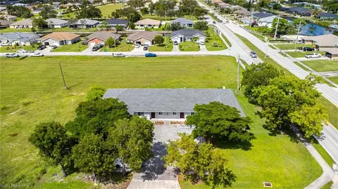 717 SE 8th St, Cape Coral, FL 33990