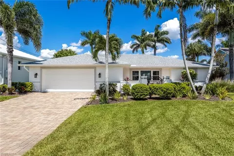 119 SW 52nd Ter, Cape Coral, FL 33914