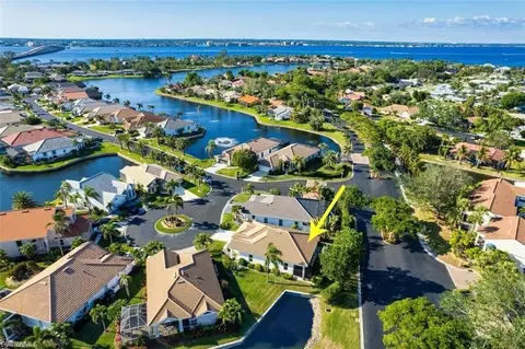 9705 Keel Ct, Fort Myers, FL 33919