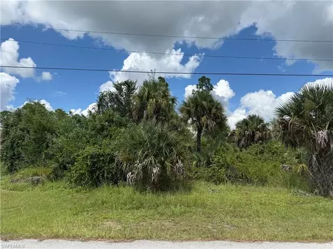 1137 Rachel St E, Lehigh Acres, FL 33974