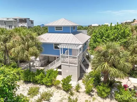 4561 Smugglers Dr, Captiva, FL 33924