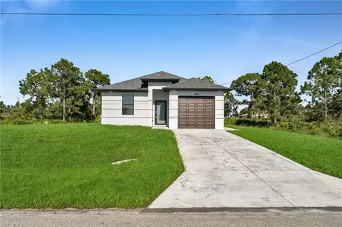 1146 Ecrue St E, Lehigh Acres, FL 33974