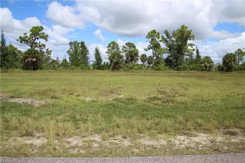 2125 NE 33rd Ter, Cape Coral, FL 33909
