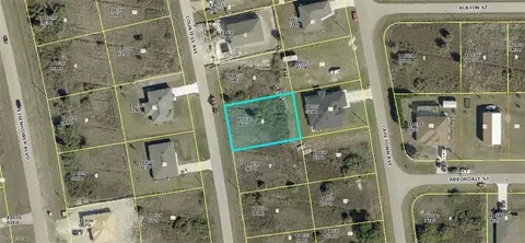 1023 Countess Ave, Lehigh Acres, FL 33974