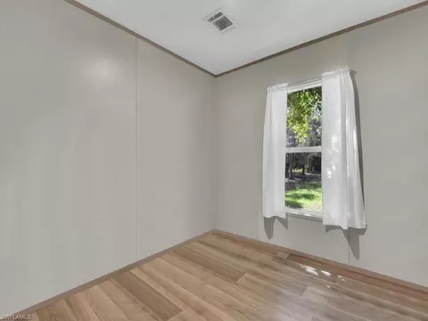 Bedroom - 1079 Summerall Rd, Labelle, FL 33935 photo 4 of 5