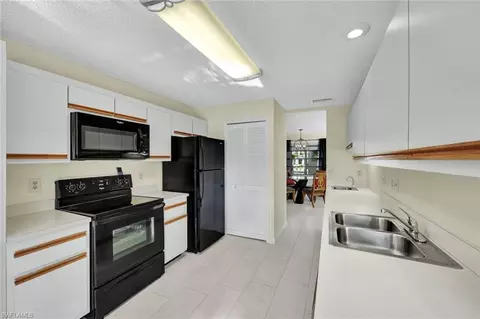 Kitchen - 9599 Halyards Ct #13, Fort Myers, FL 33919 photo 1 of 2