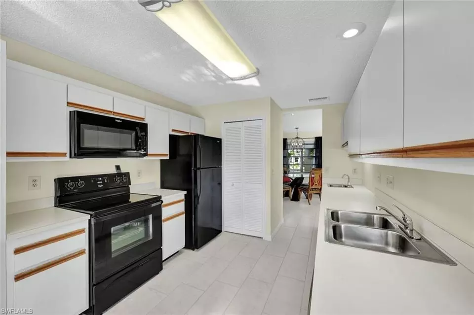 Kitchen - 9599 Halyards Ct #13, Fort Myers, FL 33919 photo 1 of 2