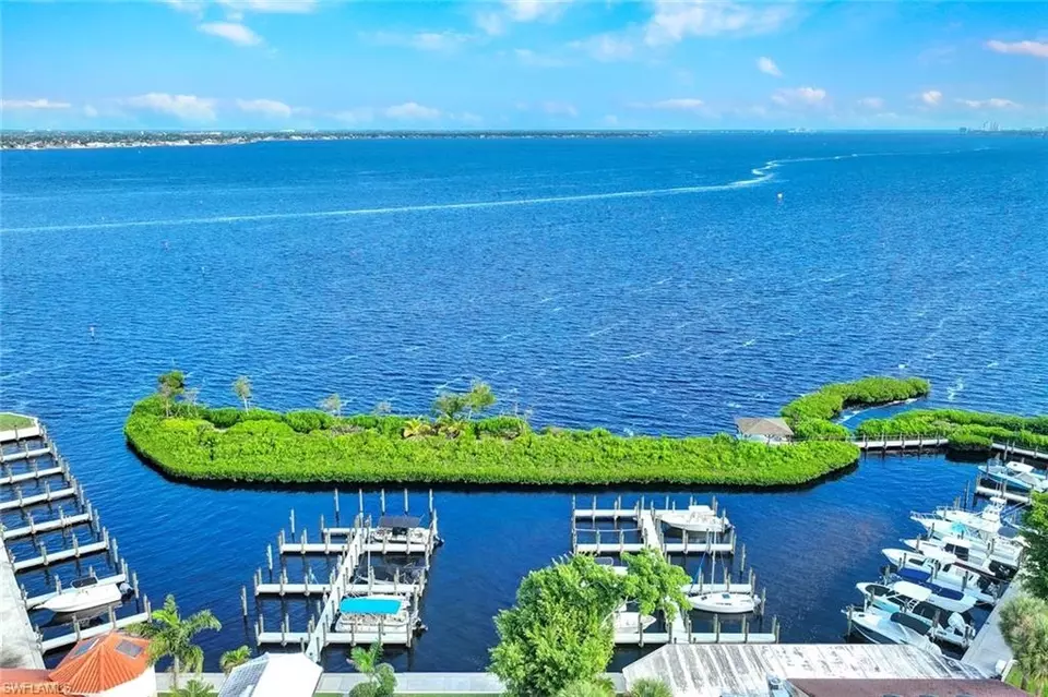 View/Area - 9599 Halyards Ct #13, Fort Myers, FL 33919 photo 2 of 4