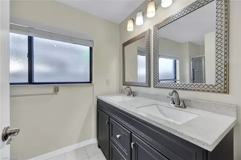 Bath - 9599 Halyards Ct #13, Fort Myers, FL 33919 photo 1 of 3