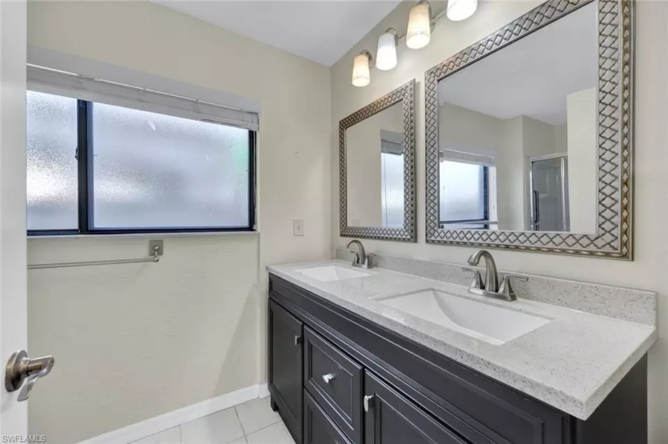 Bath - 9599 Halyards Ct #13, Fort Myers, FL 33919 photo 1 of 3