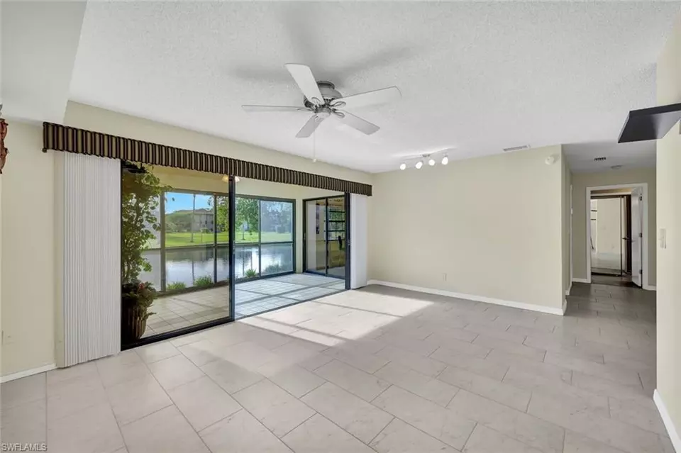 Living - 9599 Halyards Ct #13, Fort Myers, FL 33919 photo 2 of 3