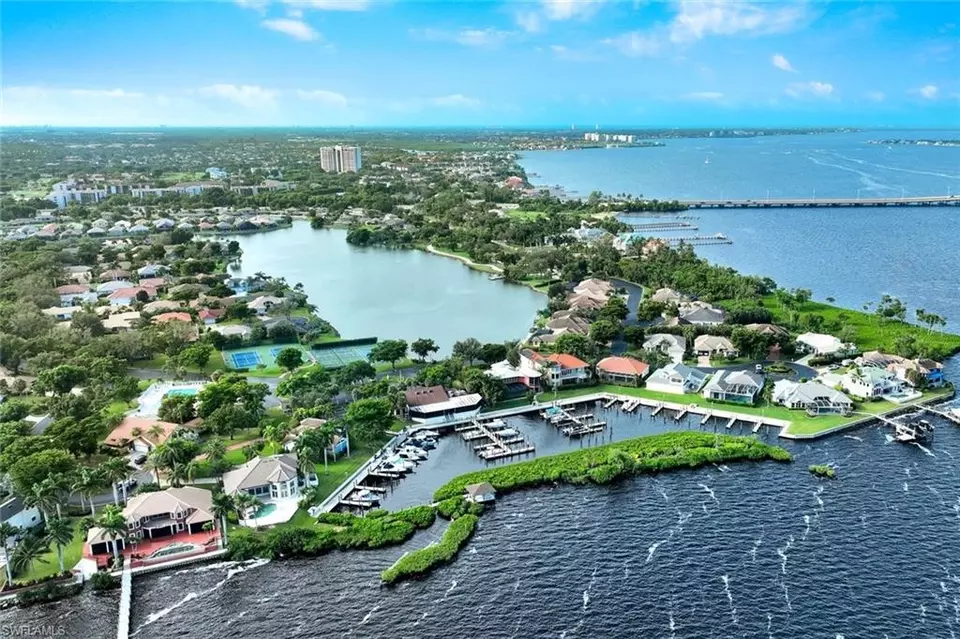 View/Area - 9599 Halyards Ct #13, Fort Myers, FL 33919 photo 3 of 4