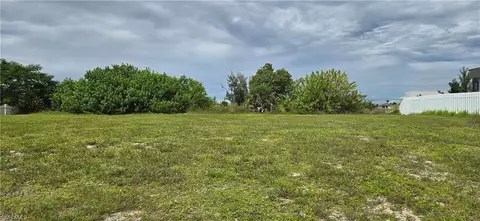 1214 NW 20th Ave, Cape Coral, FL 33993