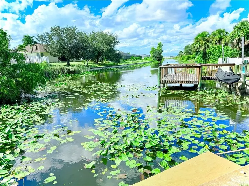 View/Area - 823 SW 10th St, Cape Coral, FL 33991 photo 2 of 3