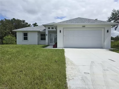 1508 Hibiscus Ave, Lehigh Acres, FL 33972