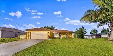 4600 Flora Ave S, Lehigh Acres, FL 33976