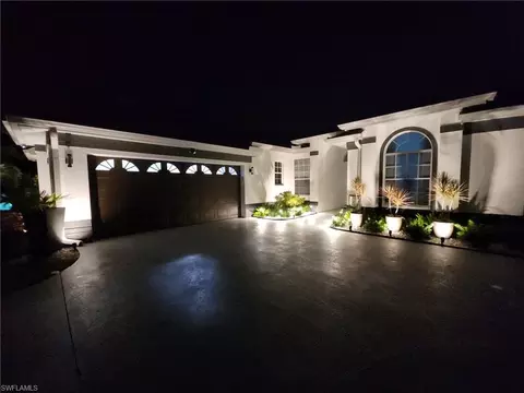 6785 Berwick Pl, Naples, FL 34104 photo 3
