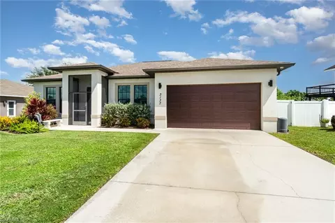 3137 SE 8th Ave, Cape Coral, FL 33904