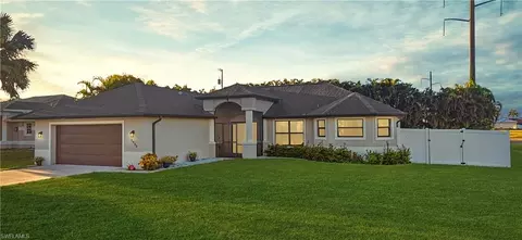 1922 SW 29th Ter, Cape Coral, FL 33914