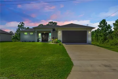 2609 27th St W, Lehigh Acres, FL 33971