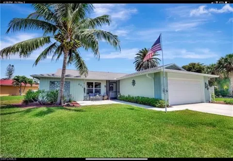 421 Marathon Ct, Naples, FL 34112