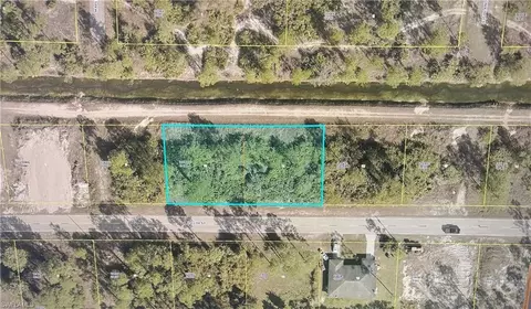 1005 E 12th St, Lehigh Acres, FL 33972