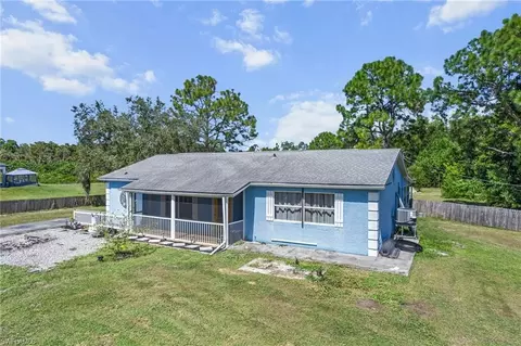 4121 16th Ave NE, Naples, FL 34120