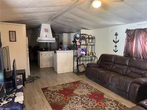 Other - 784 Avenue E NW, Moore Haven, FL 33471 photo 2 of 5
