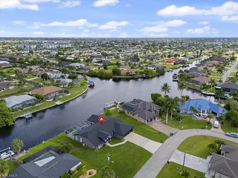2009 SW 41st St, Cape Coral, FL 33914