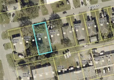 13009 First St, Fort Myers, FL 33905
