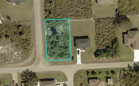2516 31st St SW, Lehigh Acres, FL 33976