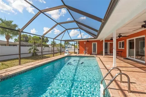 1420 Carmelle Dr, Fort Myers, FL 33919
