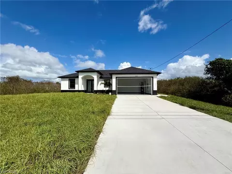 3110 33rd St SW, Lehigh Acres, FL 33976