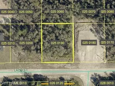547-549 Ladd St, Lehigh Acres, FL 33974