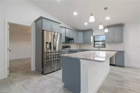 7537 19th Ter, Labelle, FL 33935 photo 4