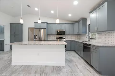 7537 19th Ter, Labelle, FL 33935 photo 5
