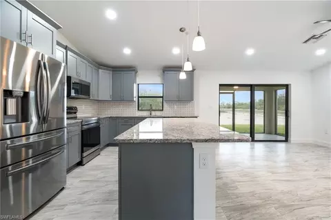 7537 19th Ter, Labelle, FL 33935 photo 10