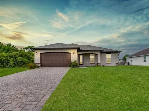 1700 NE 5th Pl, Cape Coral, FL 33909