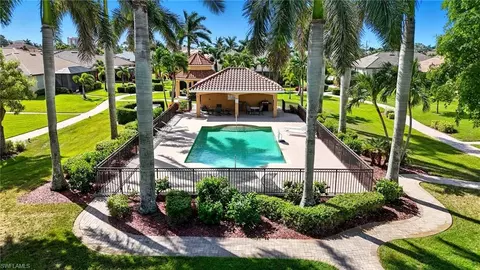 4916 SW 19th Pl, Cape Coral, FL 33914