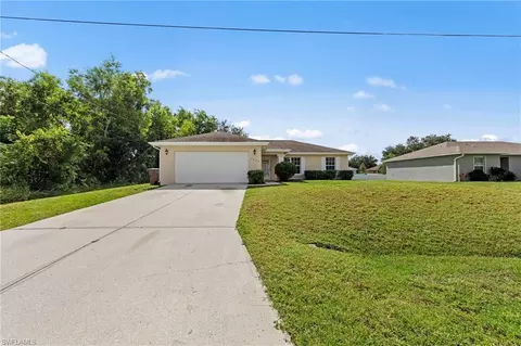 3407 25th St SW, Lehigh Acres, FL 33976