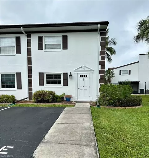 7025 New Post Dr #4, North Fort Myers, FL 33917