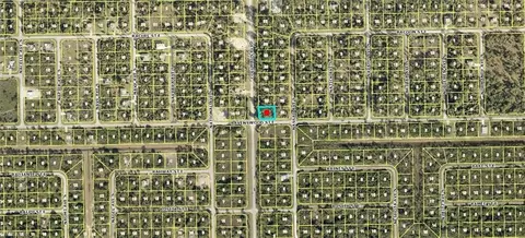 137 Columbus Blvd S, Lehigh Acres, FL 33974