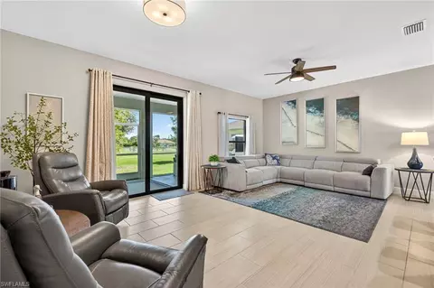 1823 NW 28th Pl, Cape Coral, FL 33993