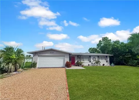 2355 Ivy Ave, Fort Myers, FL 33907
