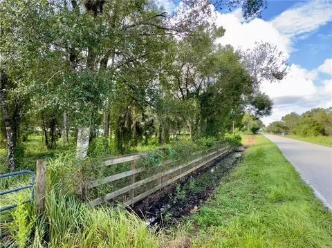 2005 Evans Rd, Labelle, FL 33935 photo 4