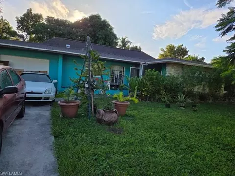 2709 SE 17th Pl, Cape Coral, FL 33904