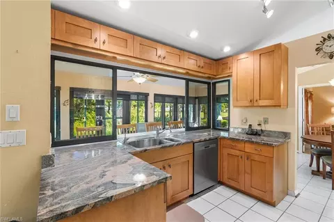 12648 Inverary Cir, Fort Myers, FL 33912