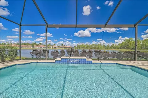 4155 Dutchess Park Rd, Fort Myers, FL 33916